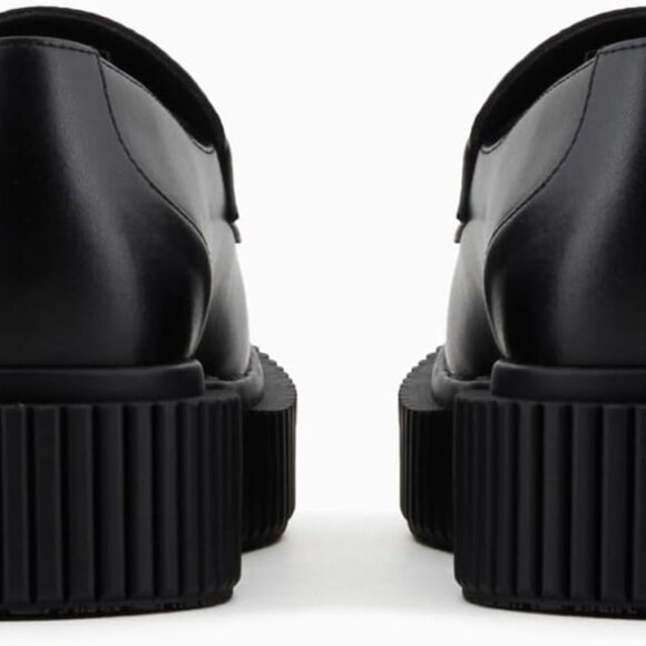 Women's Leather Loafer Size 8.5 Chunky Sole Pull-On Slip-On Trendy - Picture 3 of 5